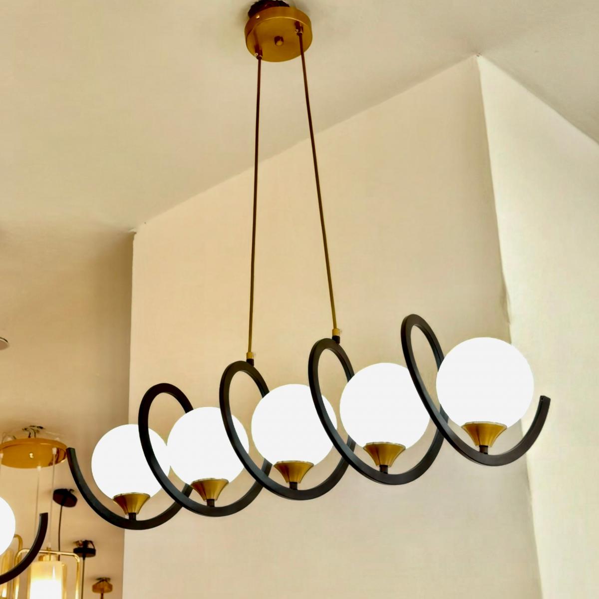 ثريا بار اسود 5طابات