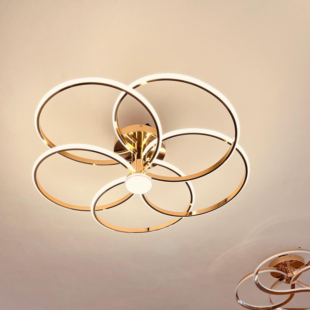 ثريا لطش ذهبية 3 درجات اضاءة+ريموت