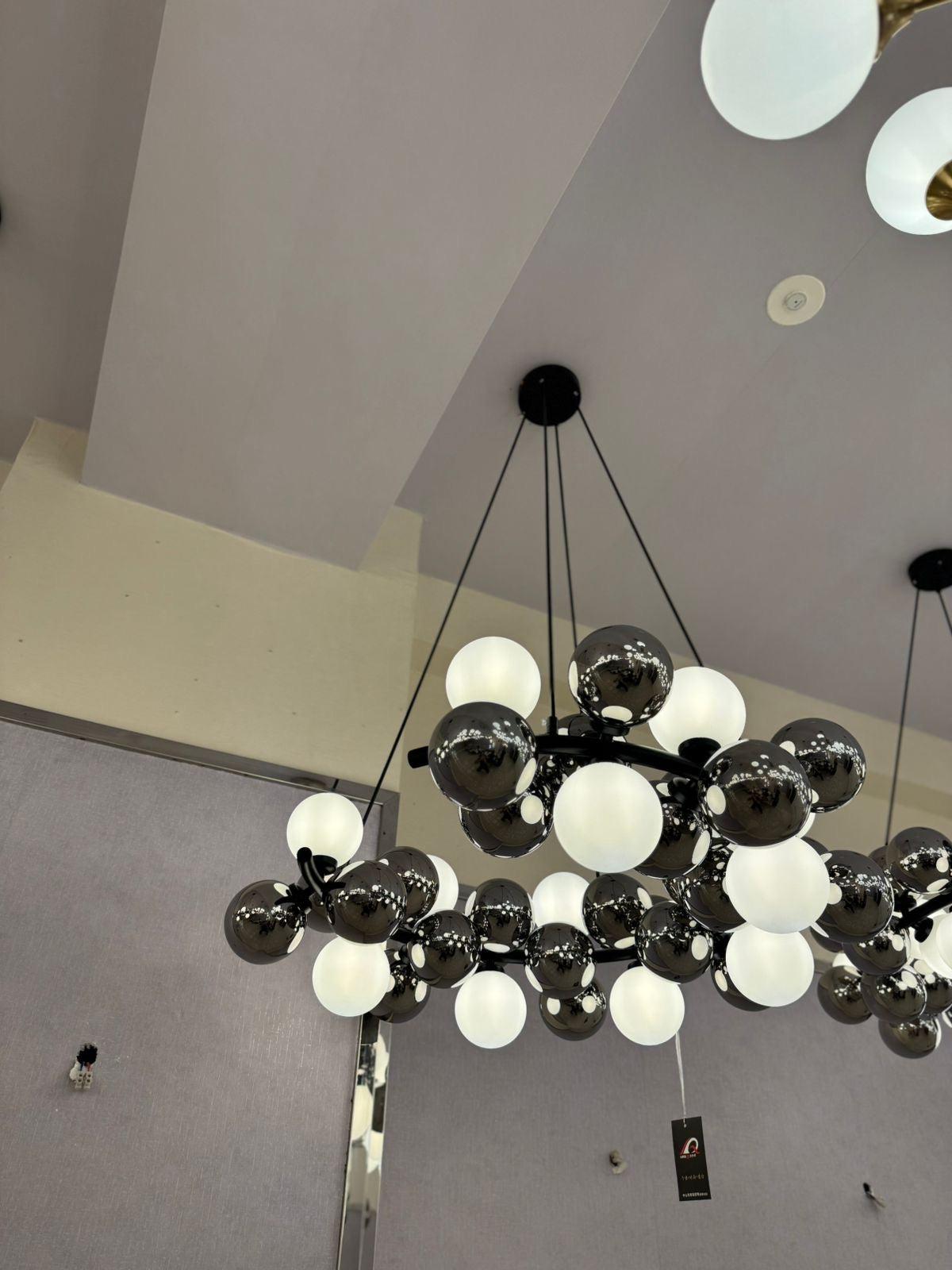 ثريا مودرن قطر 80 سم كرات أبيض وأسود