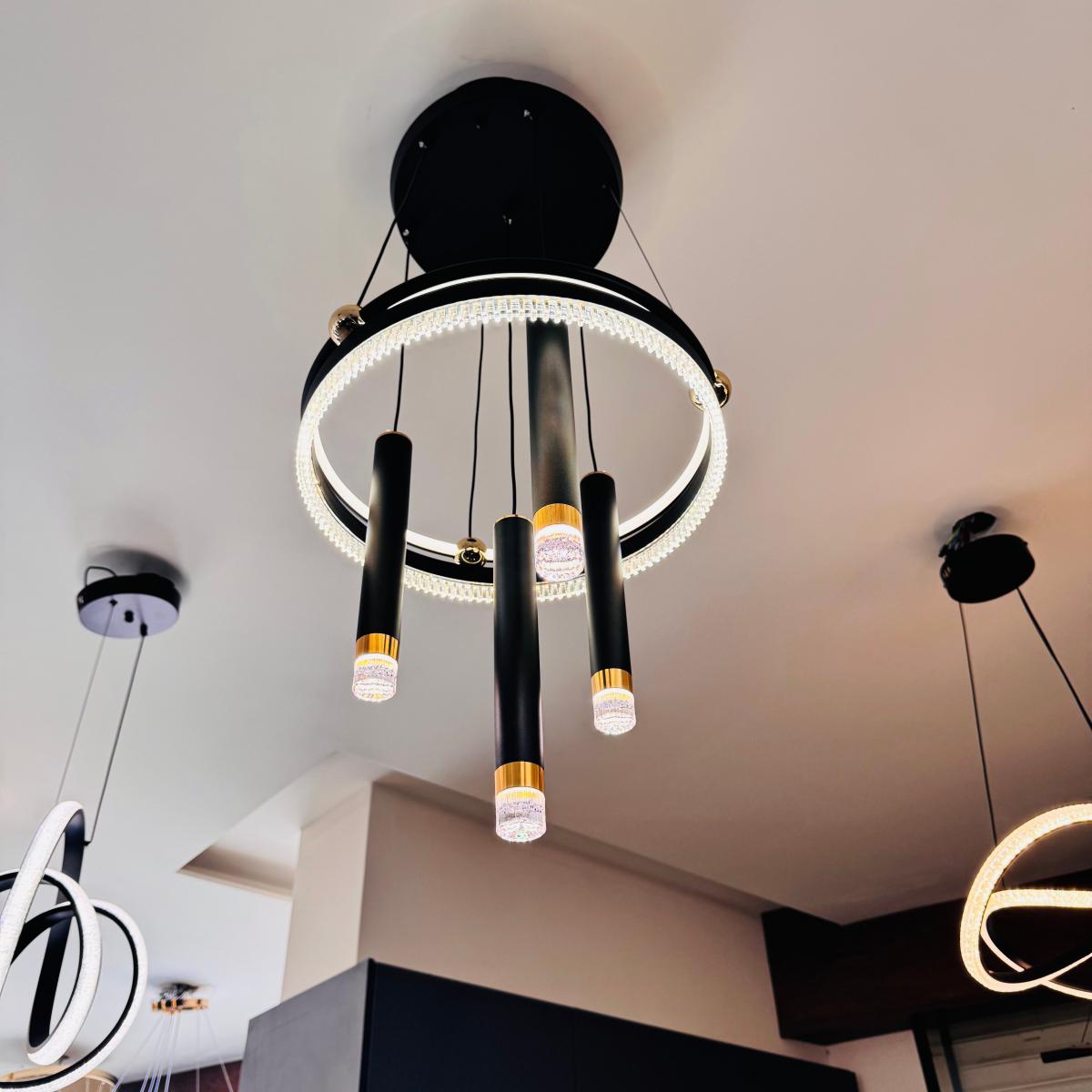 ثرية ليد اسود