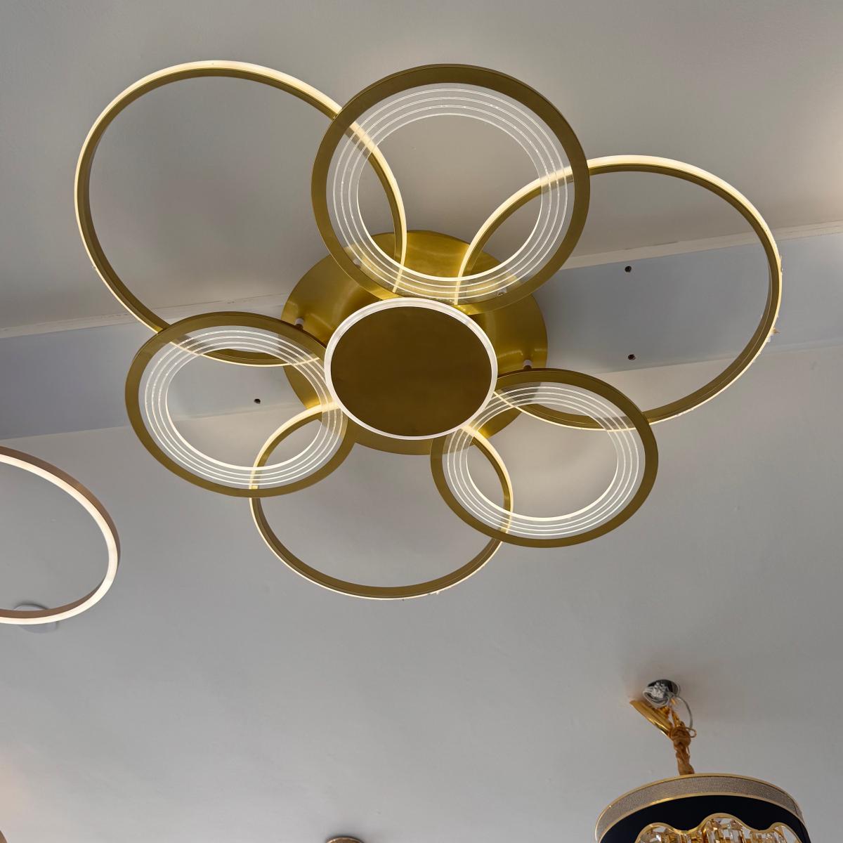 ثرية ليد لطش ذهبي حجم ١٢٠ سم