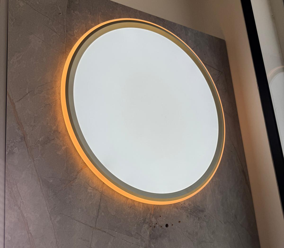 جلوب إطار ذهبي 43سم 45واط cct