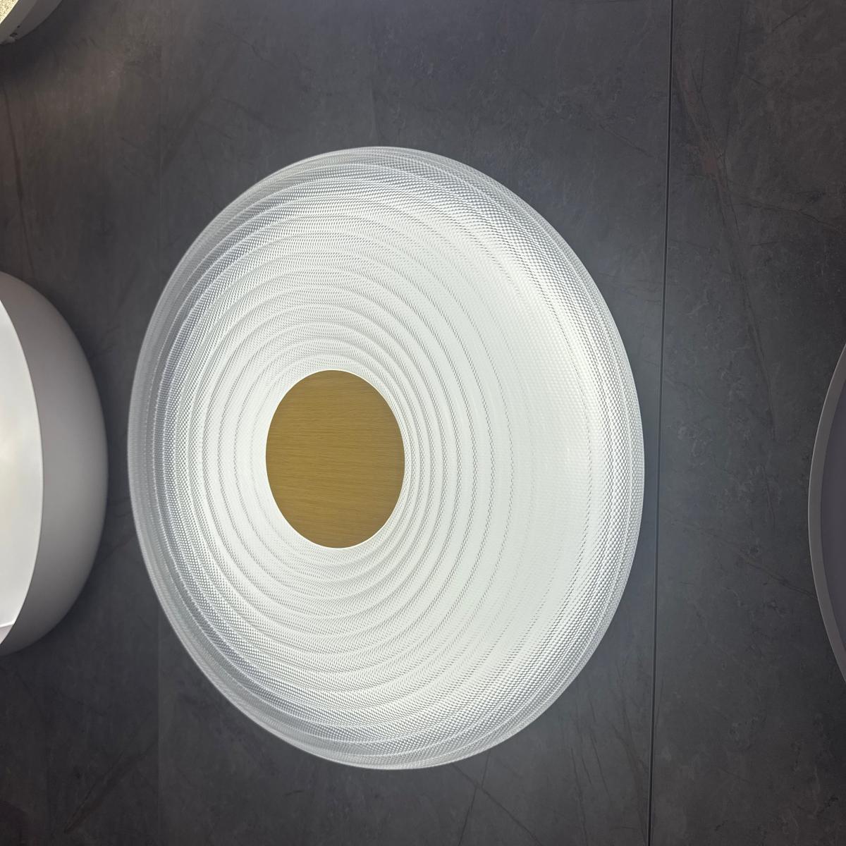 جلوب ليد3الوان اضاءه