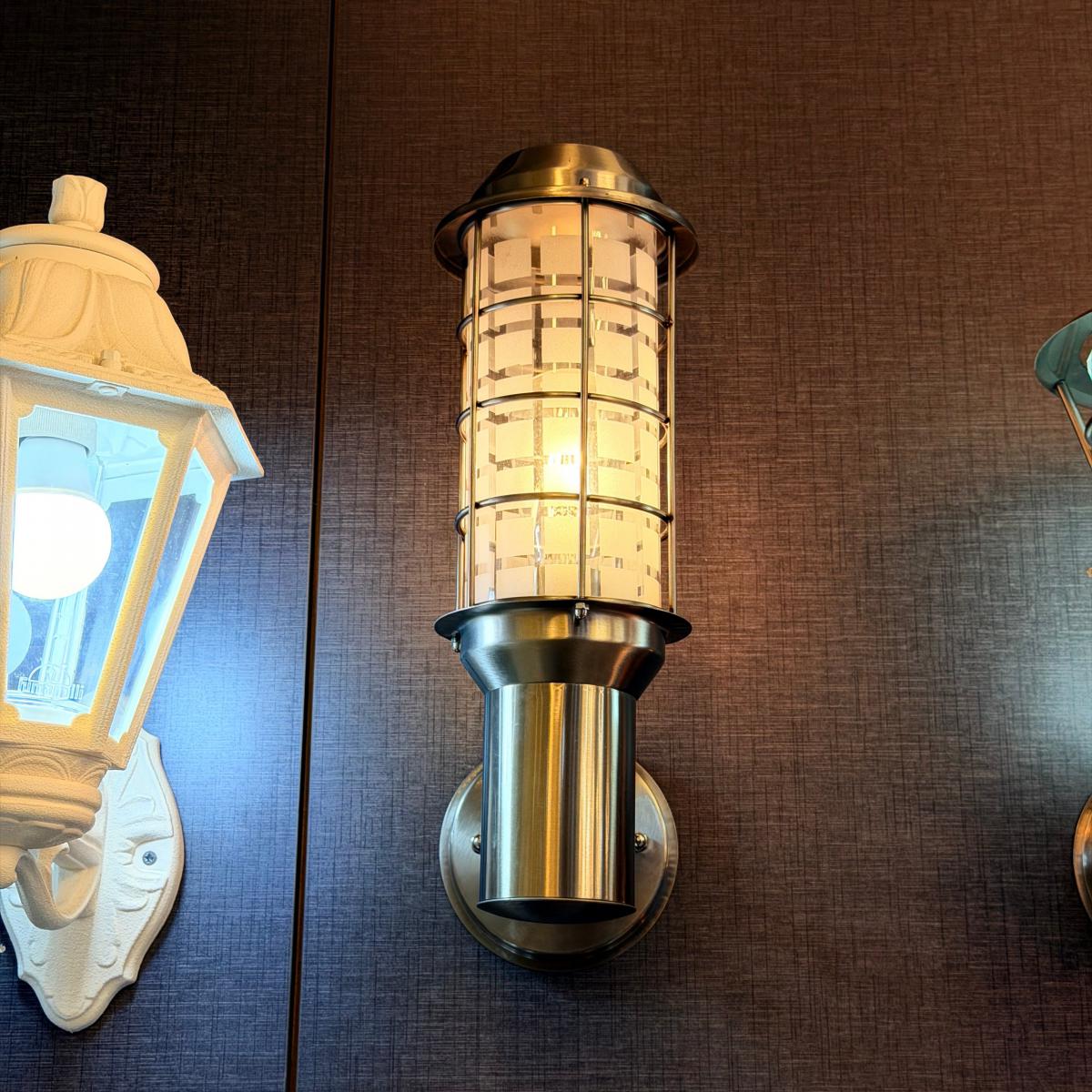 فانوس جنب فضي