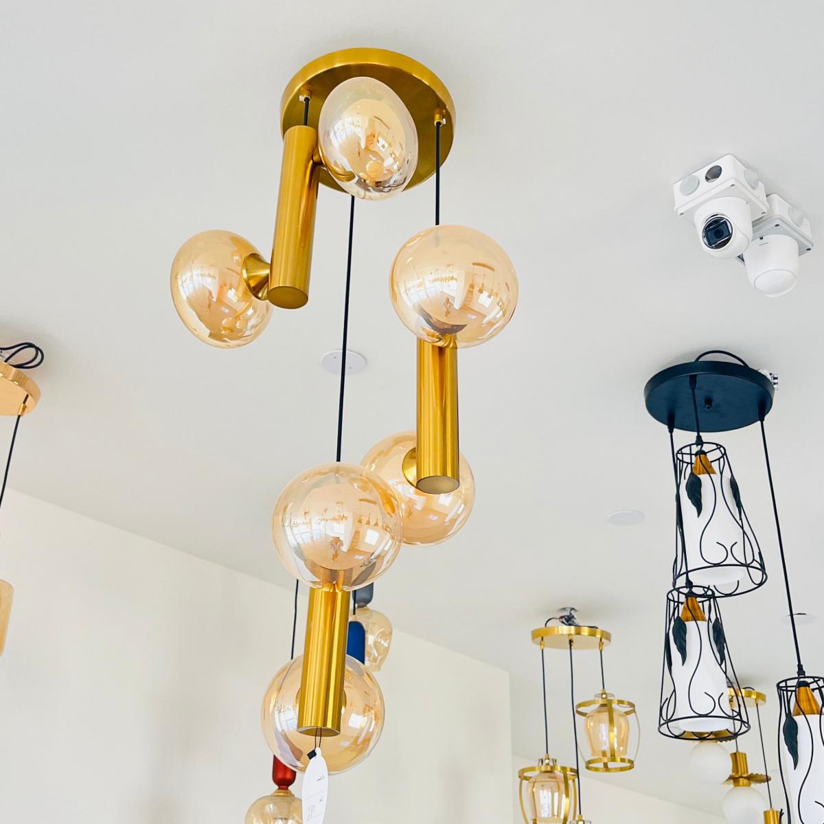 معلقة ثلاثية كلاسيك