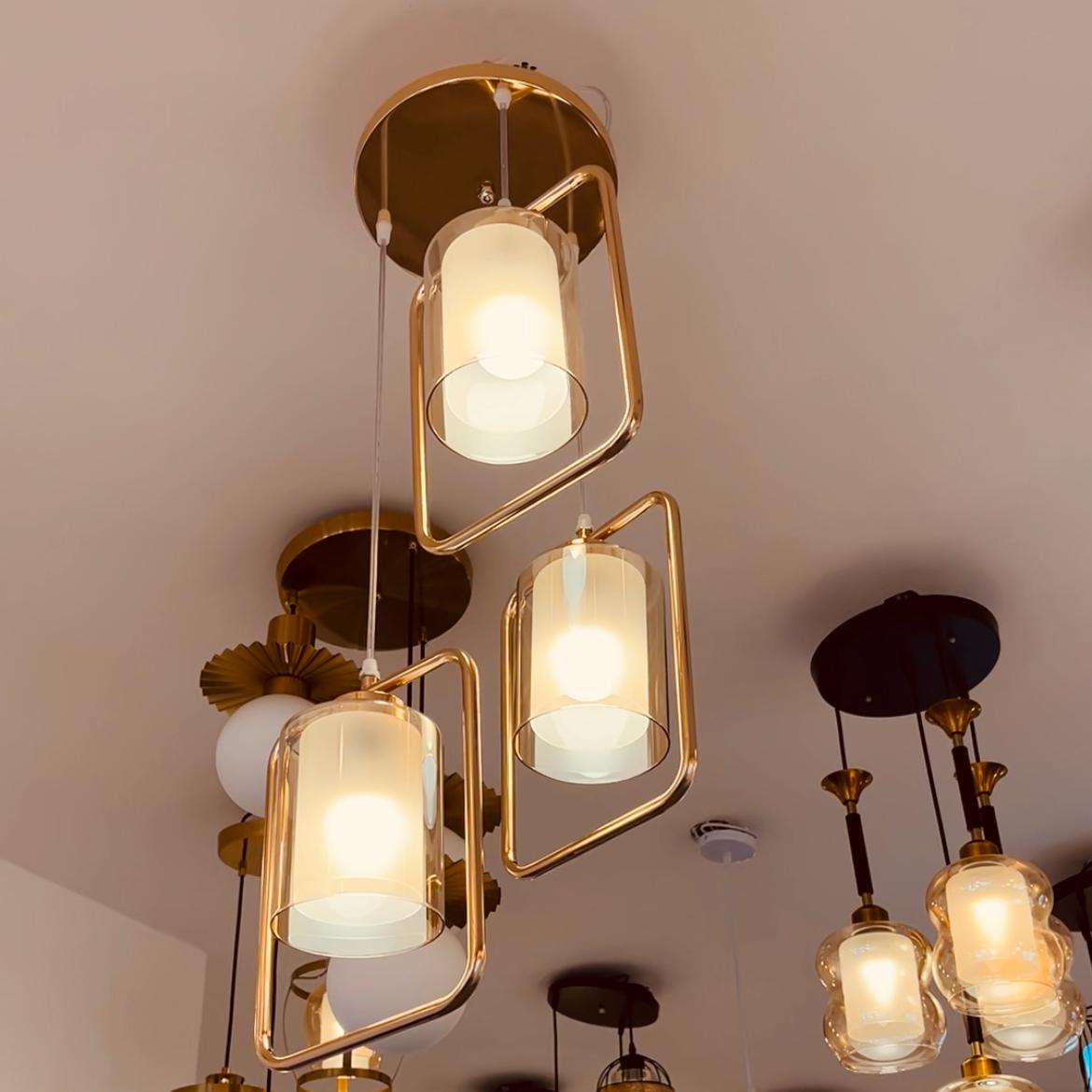 معلقة ثلاثية كلاسيك